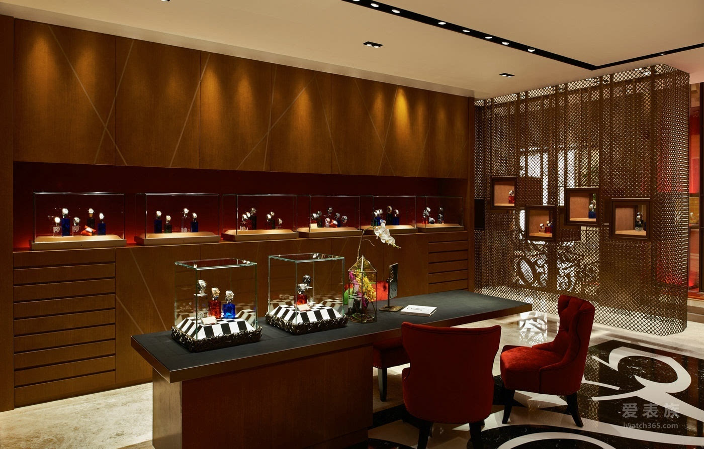 <a href=http://www.szfranckmuller.cn/ target=_blank class=infotextkey>深圳法穆兰维修</a>服务中心（图）